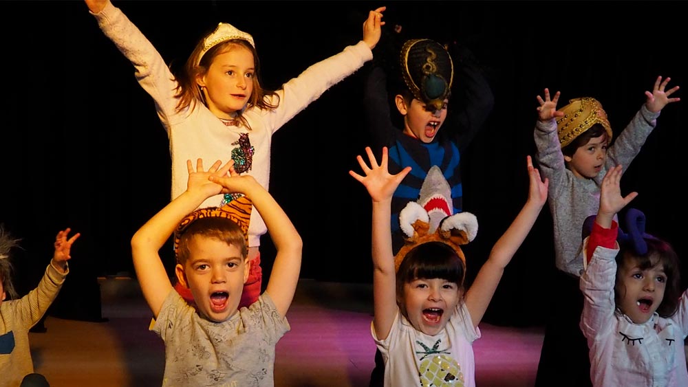 Ateliers enfants de théâtre proche de Toulouse.